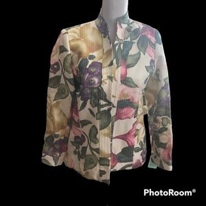 - Liz Claiborne pretty jacket Sz Petite MED